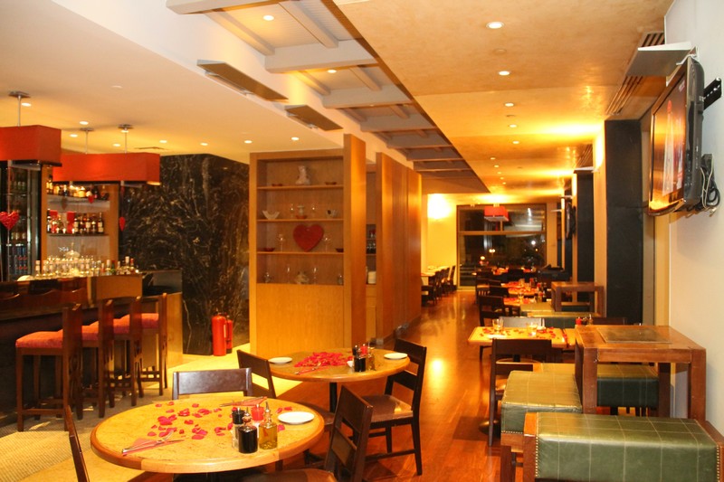 Valentine's at Caffe Mondo